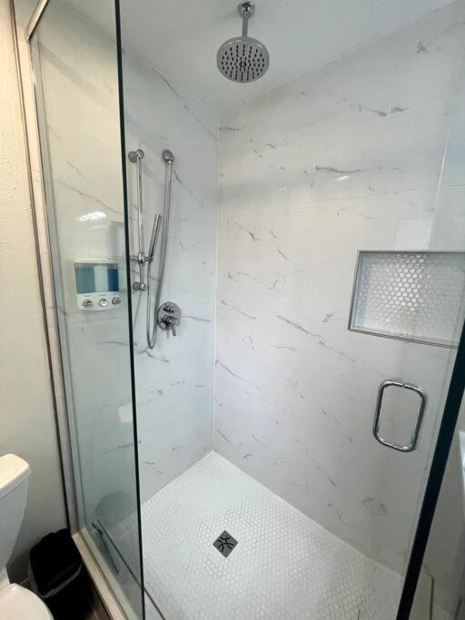 טאמפה Riverside Riviera At Seminole Heights מראה חיצוני תמונה